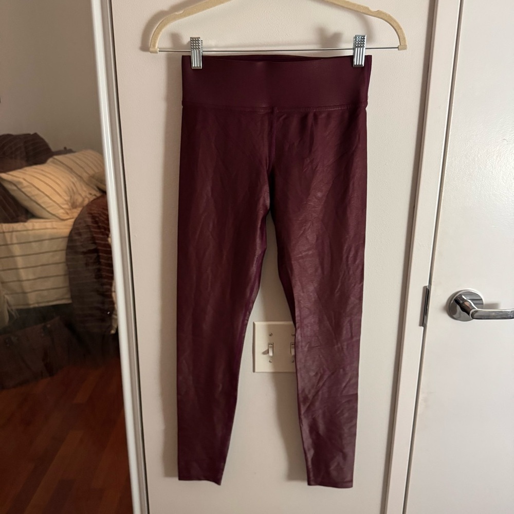 CARBON 38‎ High-Waisted Wine Faux Leather Leggings